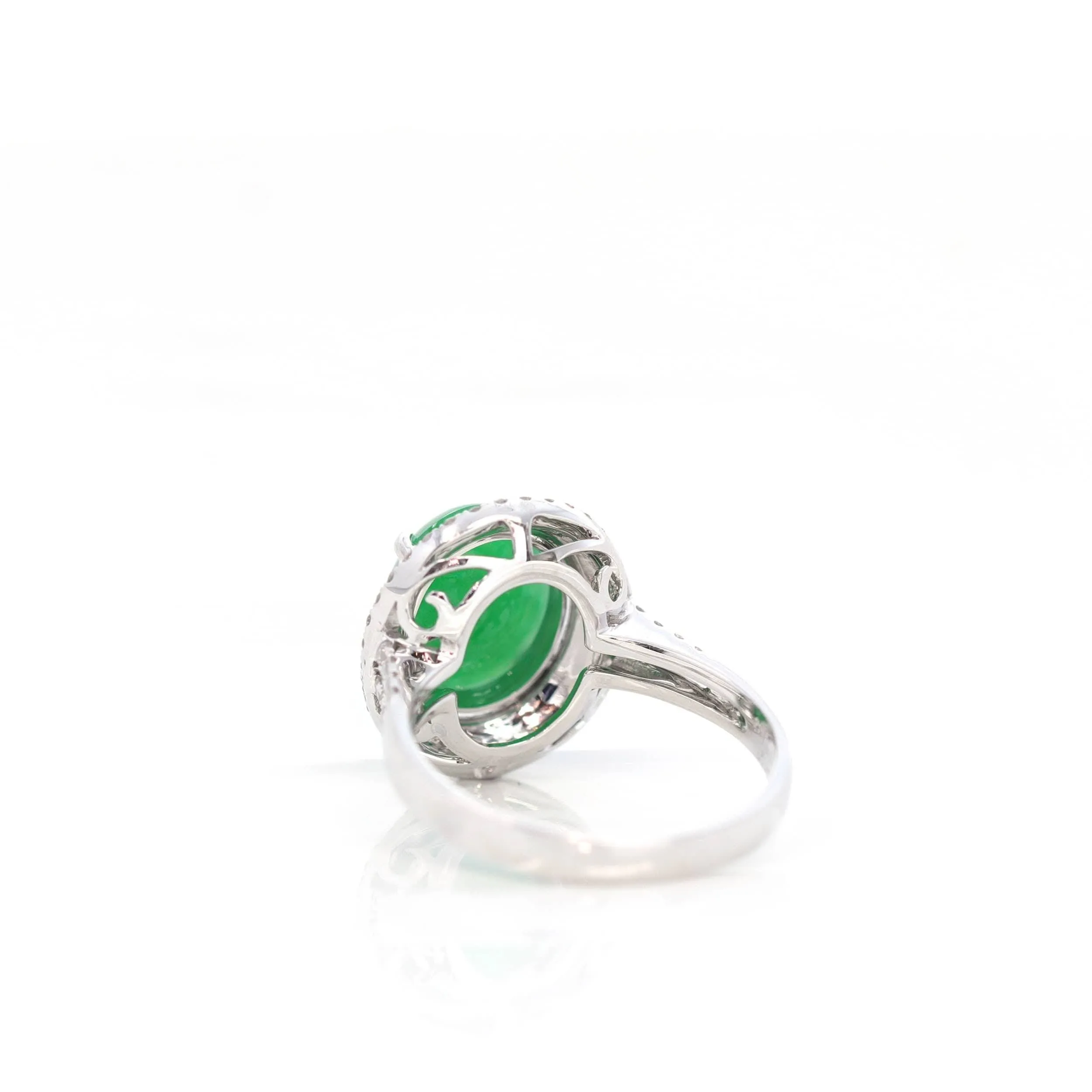 18k White Gold Imperial Green Jadeite Jade Ring With Diamonds