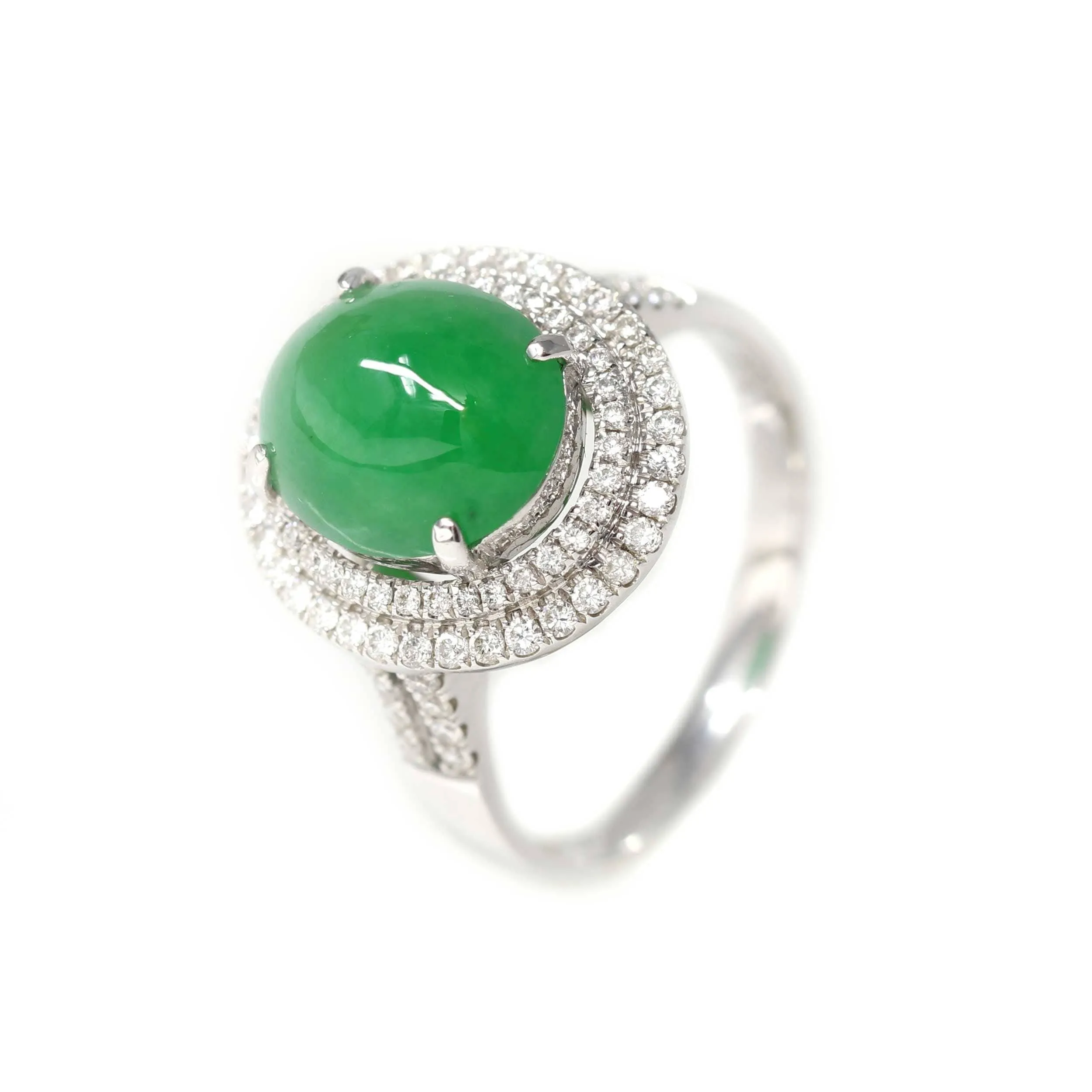 18k White Gold Imperial Green Jadeite Jade Ring With Diamonds