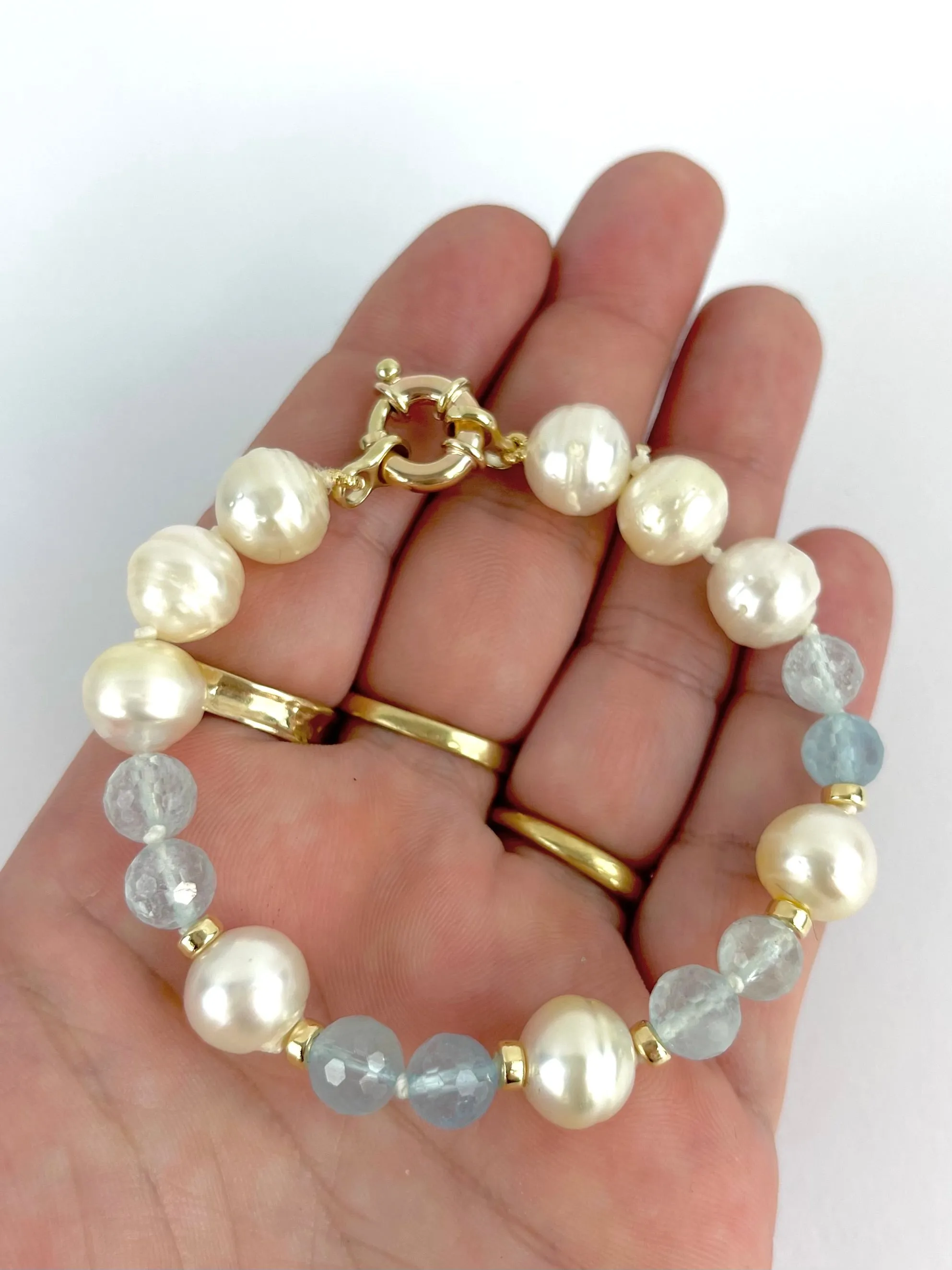 9ct Australia Pearl Aqua bracelet