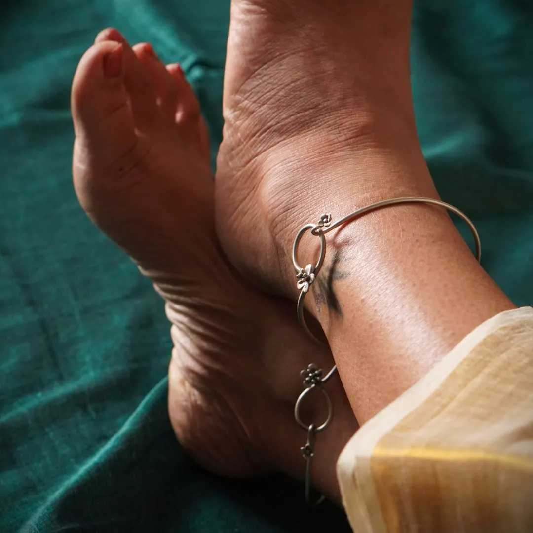 Guldasta Anklet