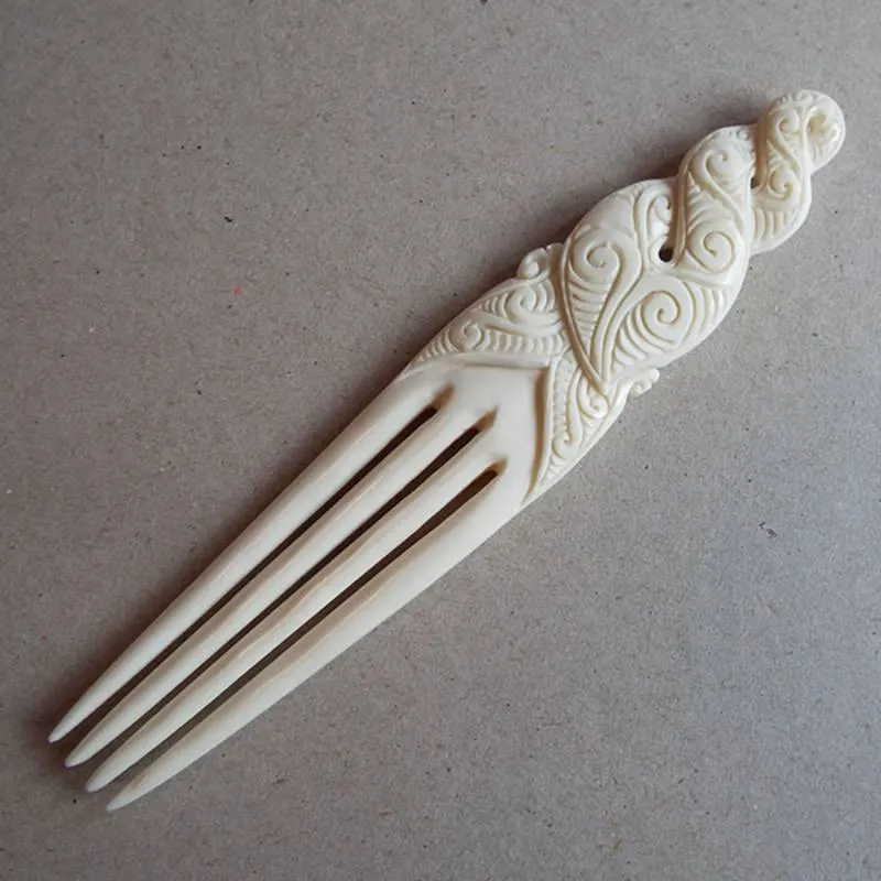 Maori Bone Pikorua Twist Heru Comb