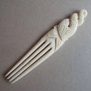 Maori Bone Pikorua Twist Heru Comb