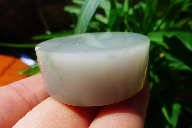 Natural Jade Rough Jadeite Raw (70g,4.1X4.4X1.55cm)