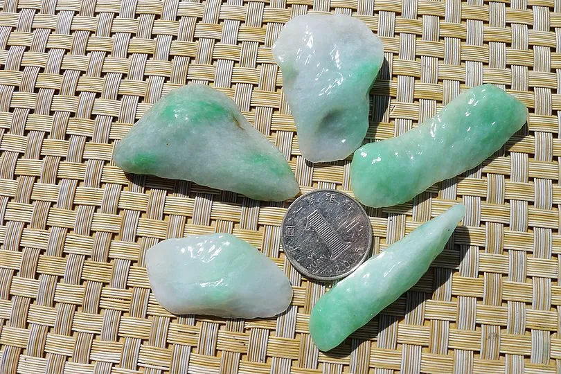 Natural Jade Rough Jadeite Raw S-67g