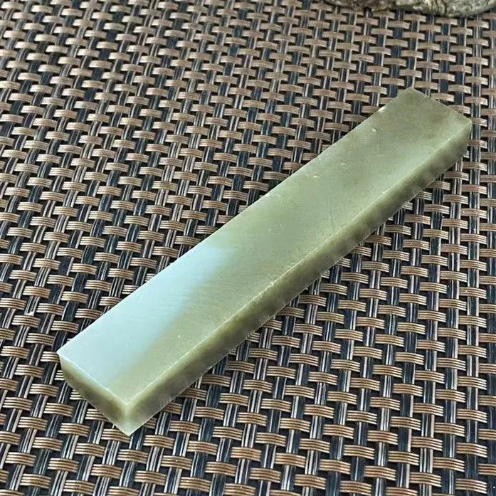 Natural Kunlun Jade Rough Nephrite Raw (70g,11.2X1.9X1.1cm)