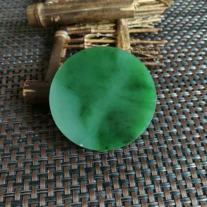 Natural Siberian Jade Rough Nephrite Raw (96g,5.5X1.3cm)