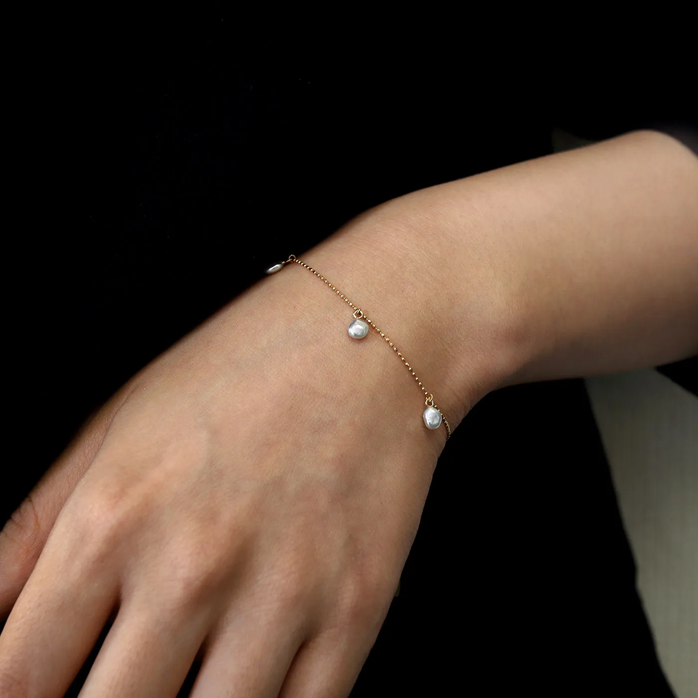 Subtle Pearl Chain Bracelet - アコヤケシ #B