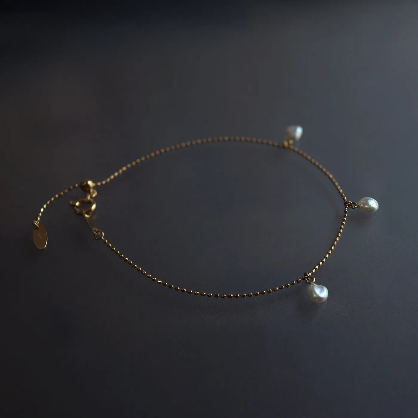 Subtle Pearl Chain Bracelet - アコヤケシ #B